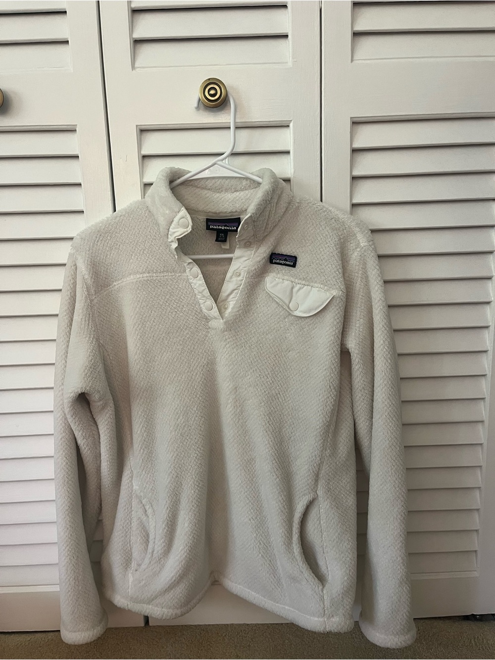 Patagonia Cream Zip-Neck Fleece Pullover